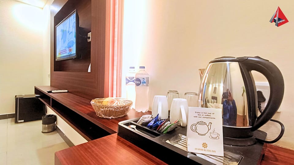 Executive Double Room | In-room safe, desk, laptop workspace, iron/ironing board