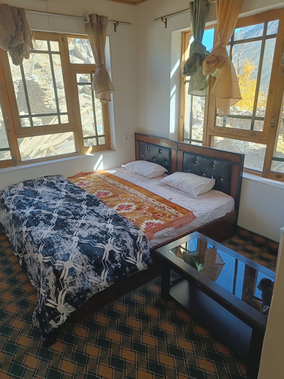 Basic Single Room, Mountain View | WiFi (free)