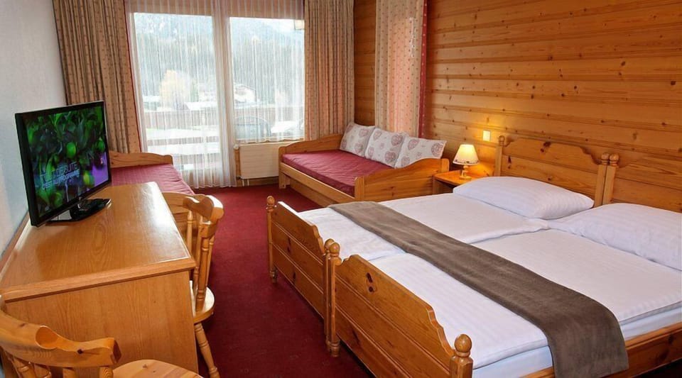 Comfort Quadruple Room, Balcony | Free WiFi