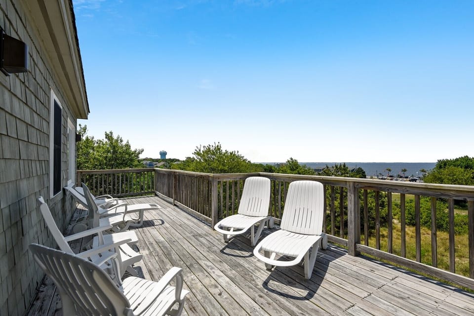 upper level-deck-_dsc6731