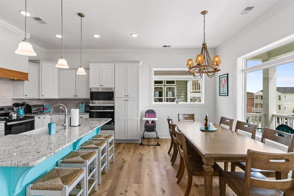 Dining- 2nd Floor