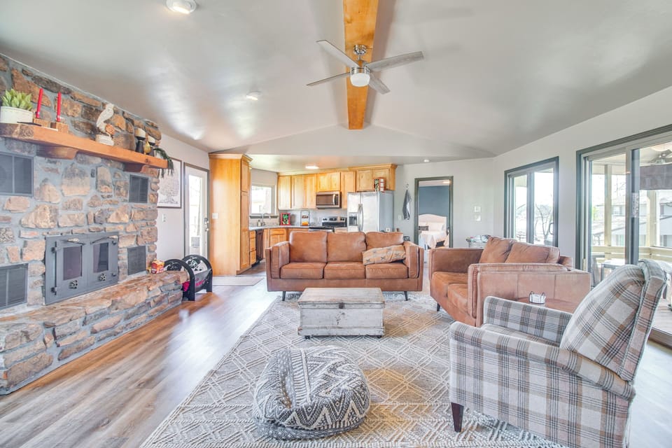House (2 Bedrooms) | Interior