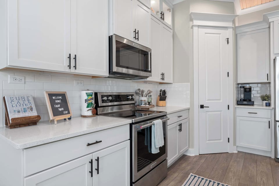 Well-equipped kitchen with all the essentials for your stay.