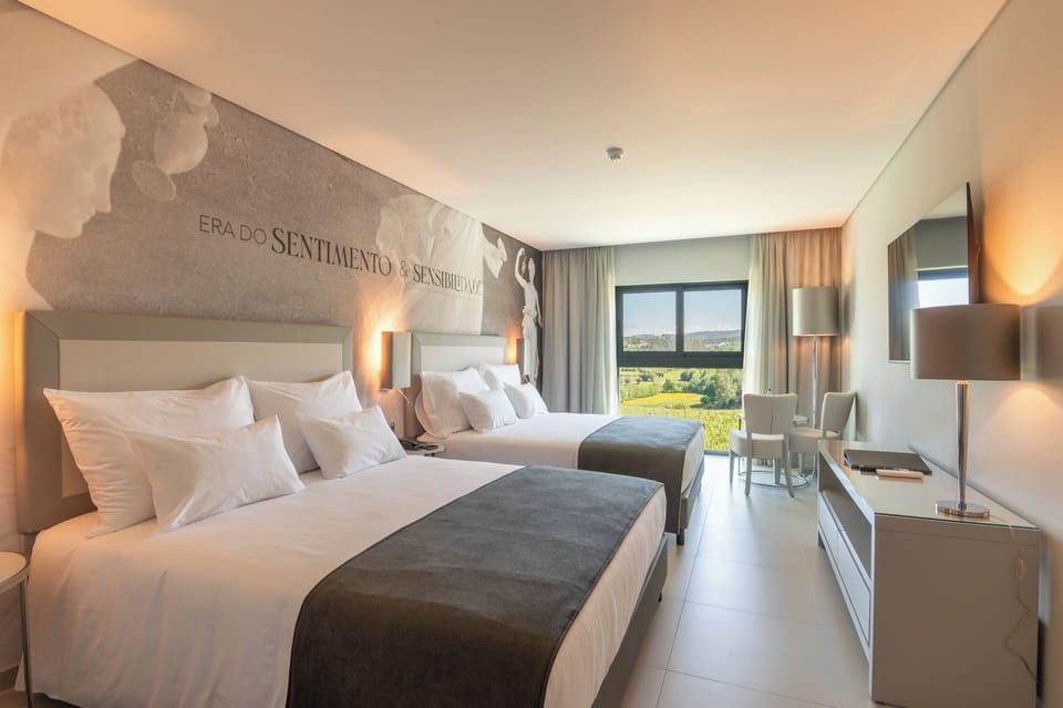 Minibar, in-room safe, free WiFi, bed sheets