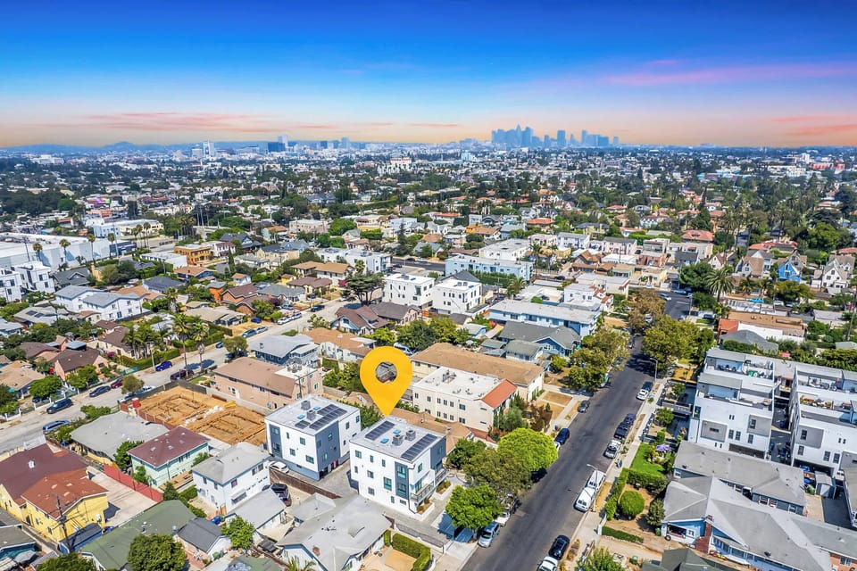 Aerial view showcasing the neighborhood and surroundings