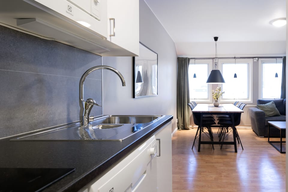 Comfort Apartment, 3 Bedrooms | Premium bedding, iron/ironing board, free WiFi, bed sheets