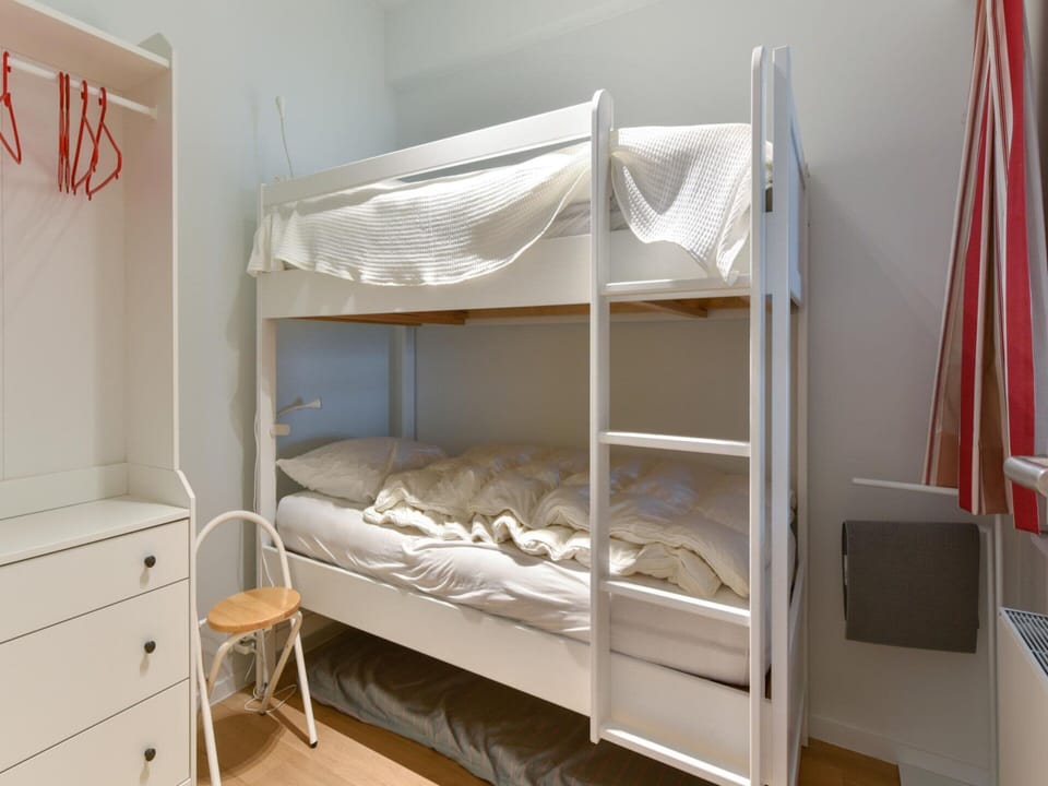 Apartment | 4 bedrooms, iron/ironing board
