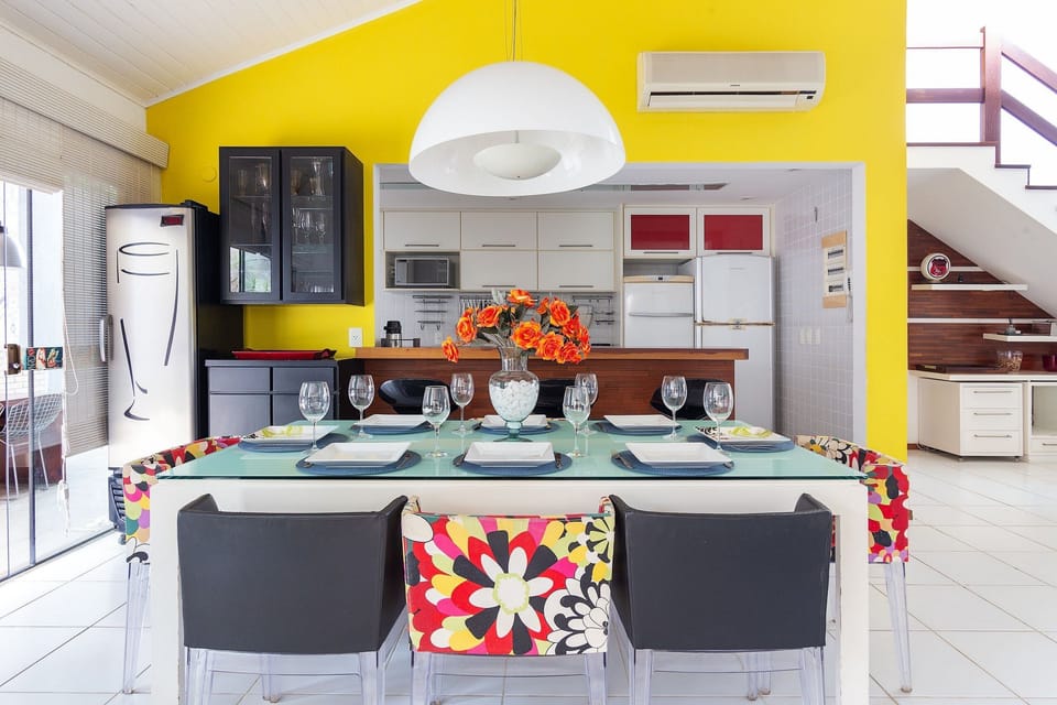Deluxe House | Private kitchen | Fridge, microwave, oven, stovetop
