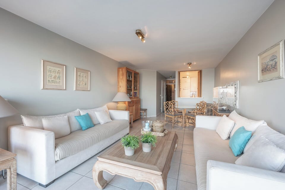 Apartment | Living area