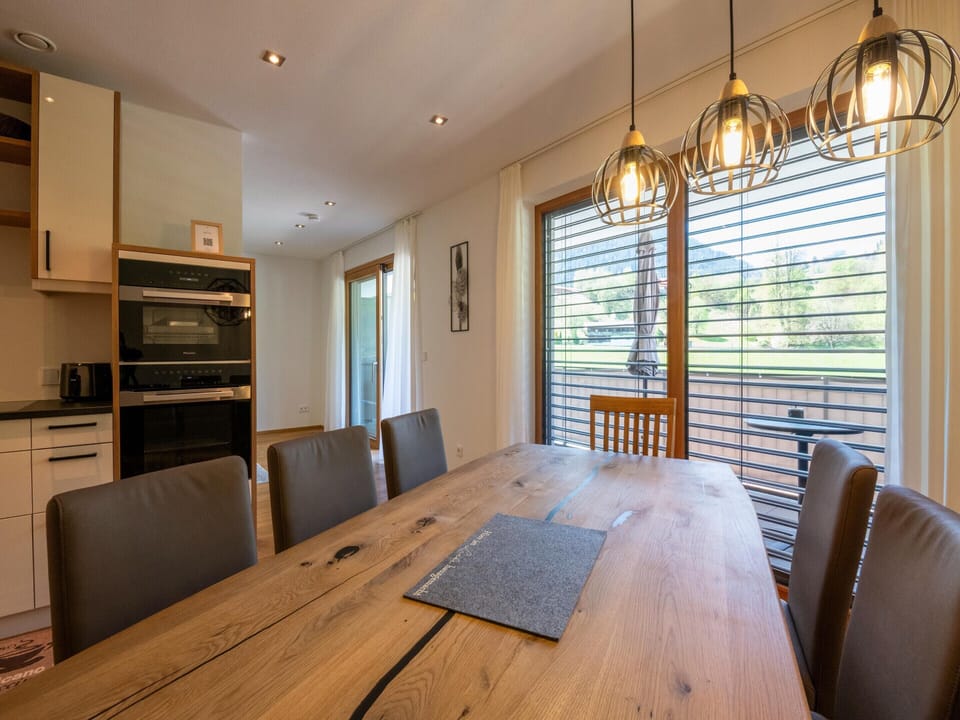 Apartment | Dining