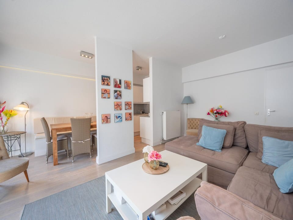 Apartment | Living area