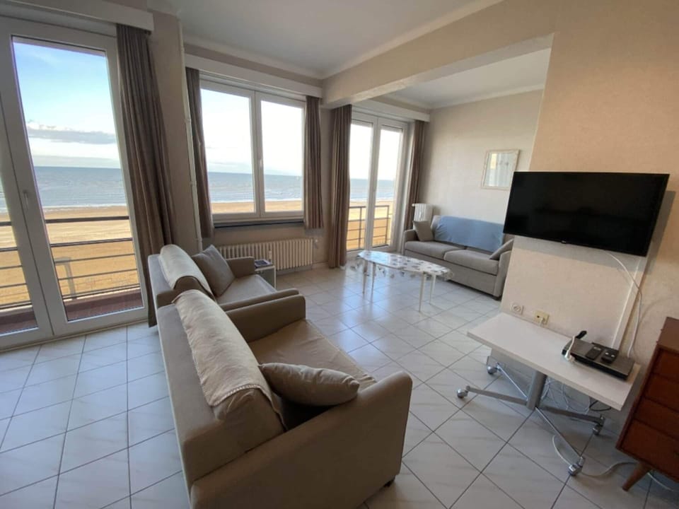 House | Living area
