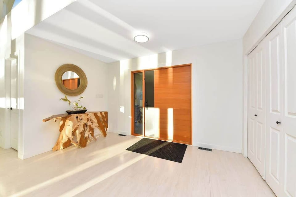 Main level foyer.