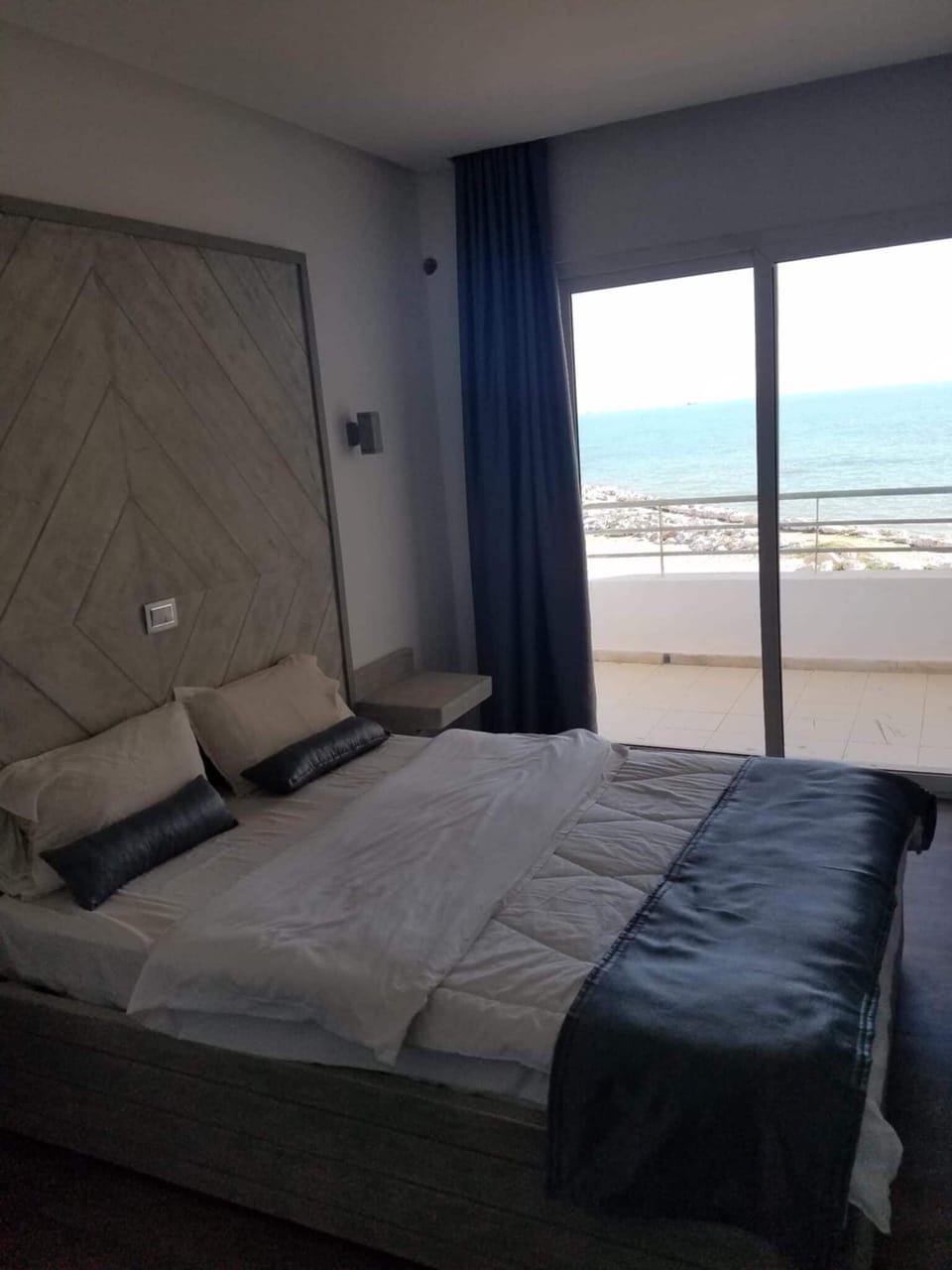 Double Room, Balcony, Sea View | In-room safe, WiFi