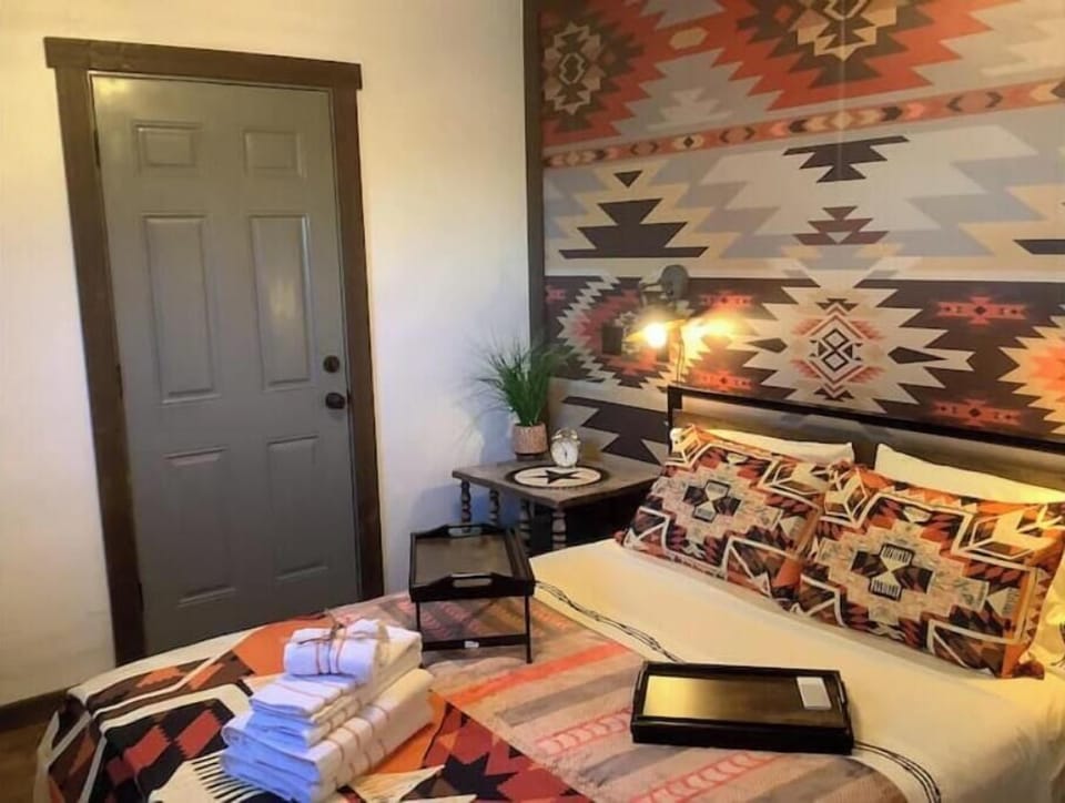 Memory foam mattress, plenty of pillows and a queen-size bed await you!