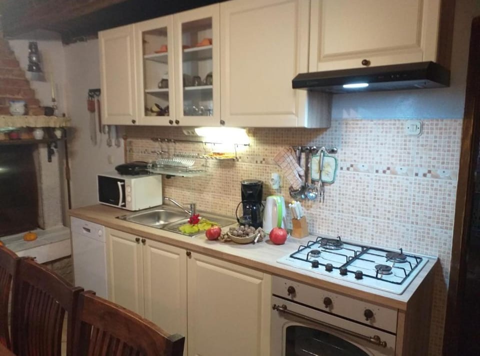 House (Three Bedroom Holiday Home with Priva) | Private kitchen | Fridge