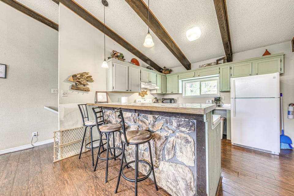 Kitchen | Drip Coffee Maker | Blender | Toaster | 2nd Floor