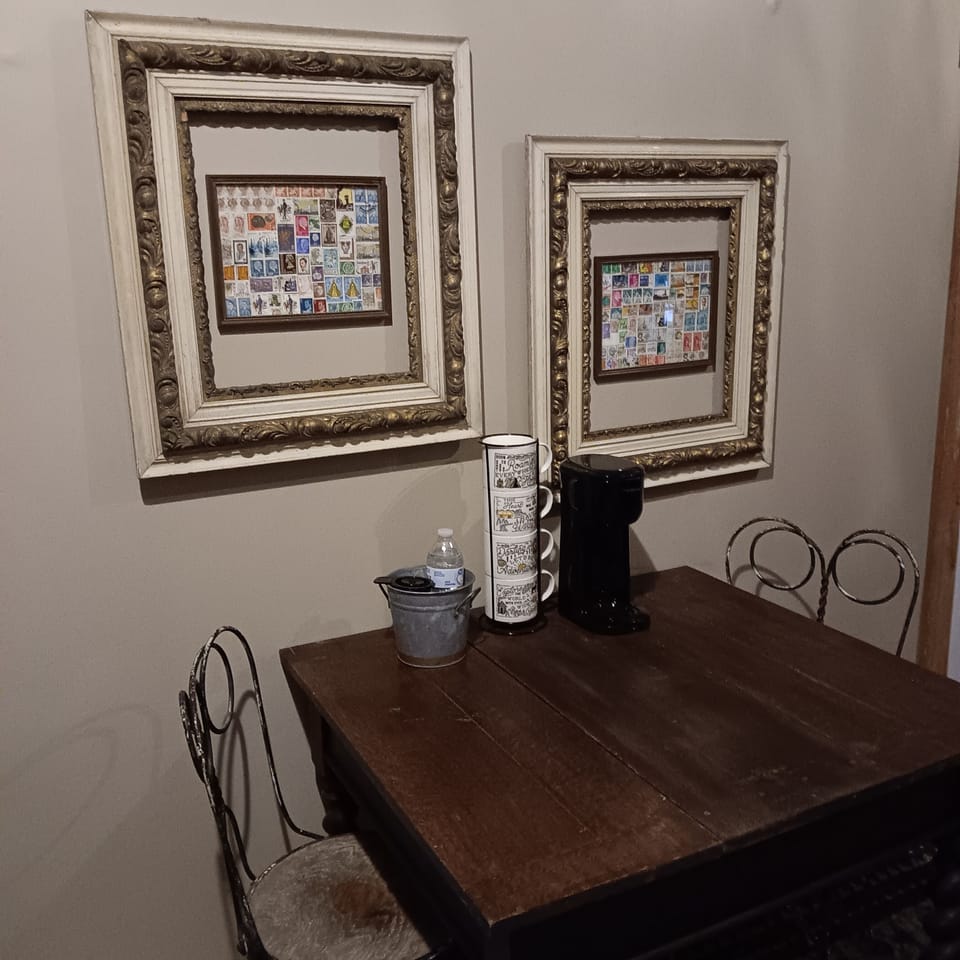 Table for 2! YES, PLEASE!  