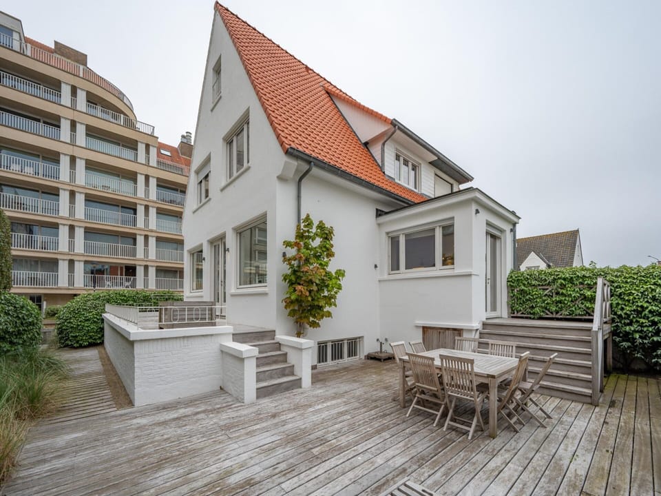 Villa | Exterior