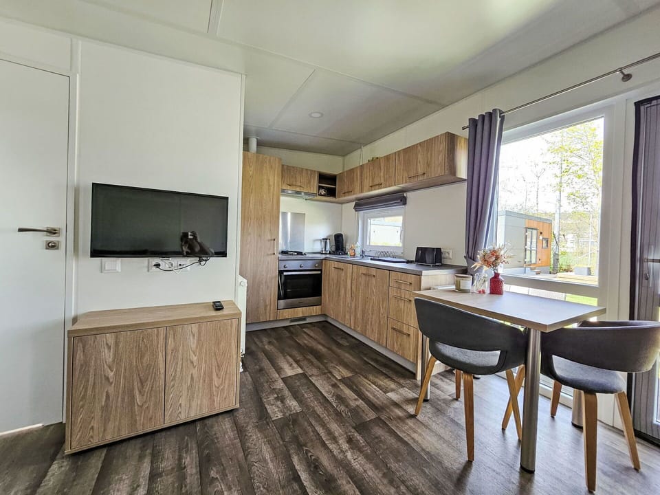 Hardwood, Plank, Lumber, Plywood