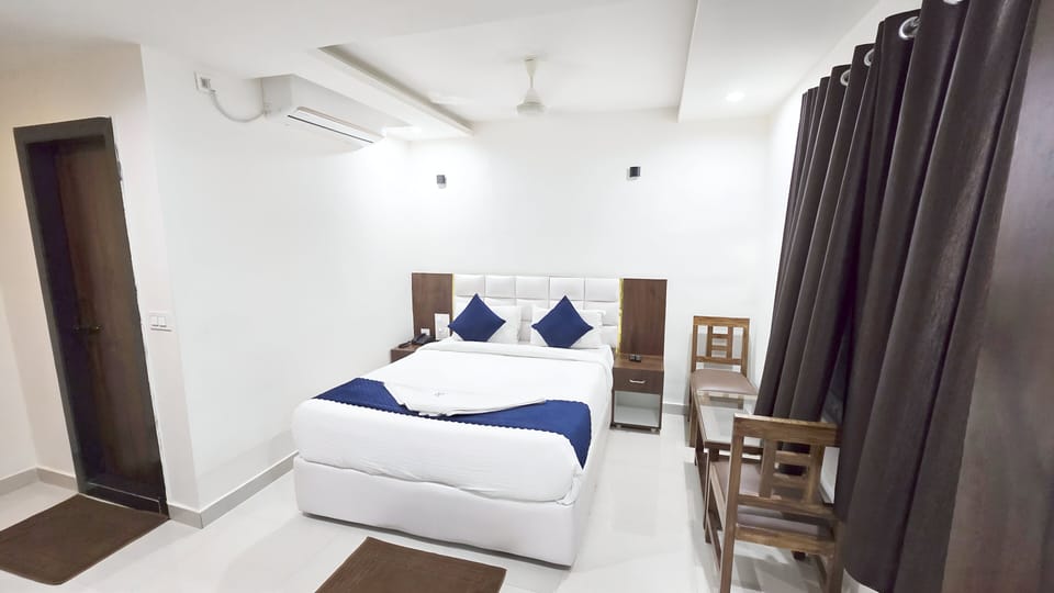 Deluxe Double Room | Free WiFi
