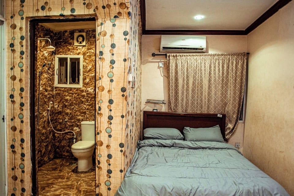 Standard Room | Bathroom | Free toiletries, towels, soap, toilet paper