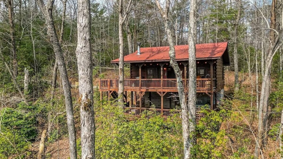 Foxbear Cabin