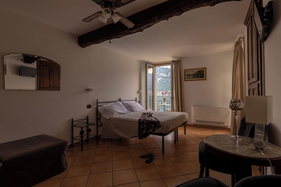 Comfort Double Room, Lake View | Free WiFi