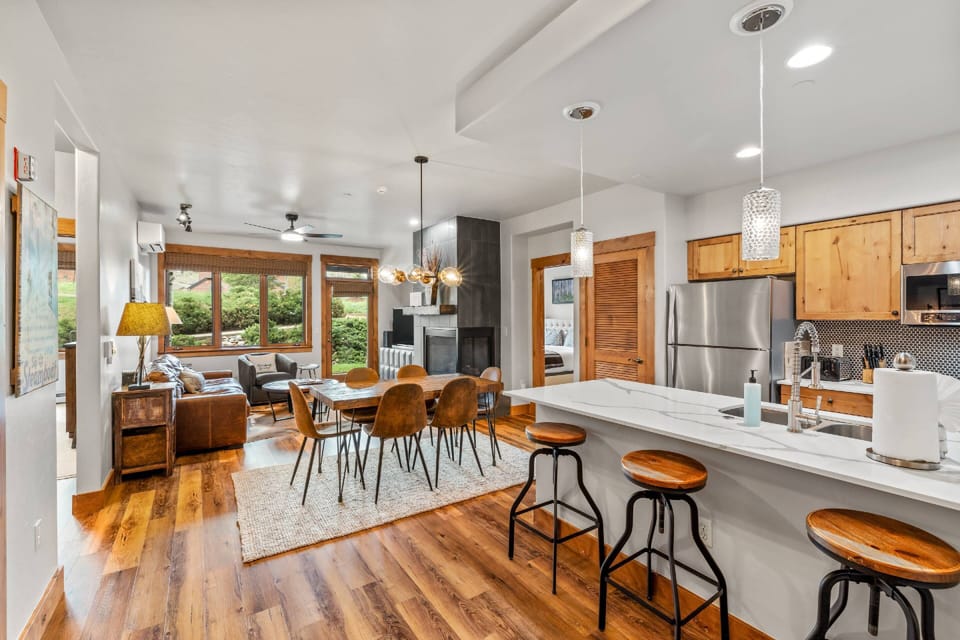 Gorgeous layout, modern open floor plan.