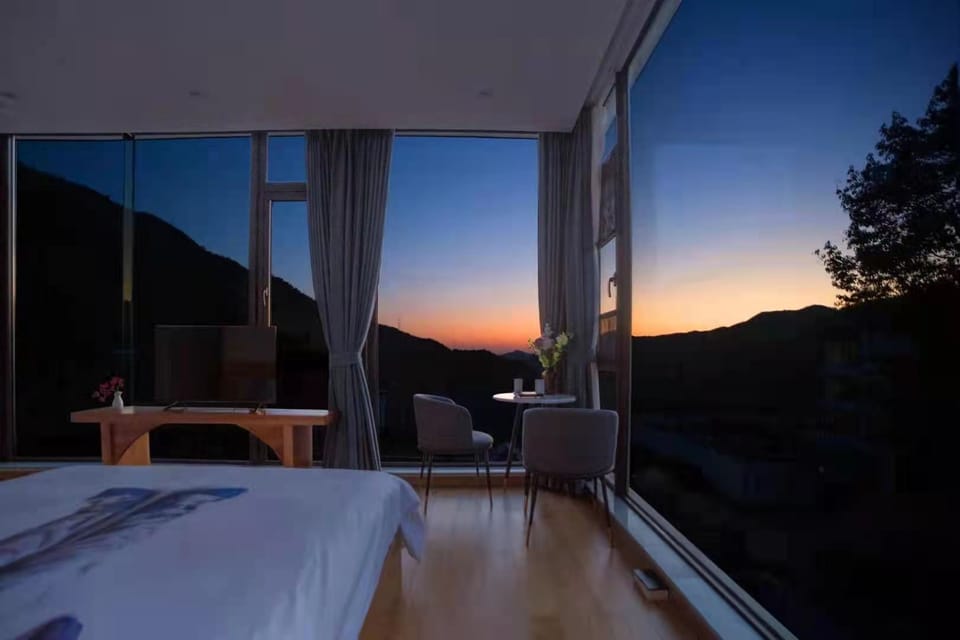 6 bedrooms, free WiFi
