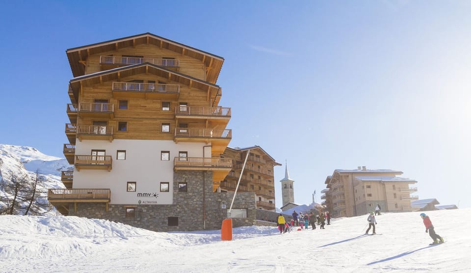 Holiday Home Exterior [winter]