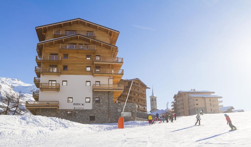 Holiday Home Exterior [winter]