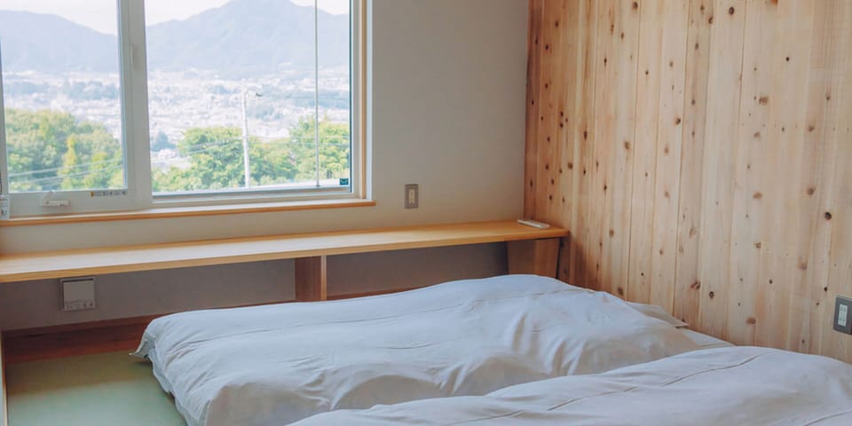 Down comforters, iron/ironing board, free WiFi, bed sheets