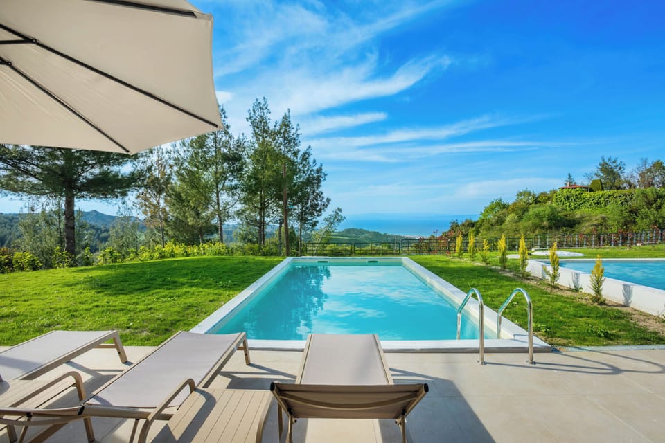 Private pool
