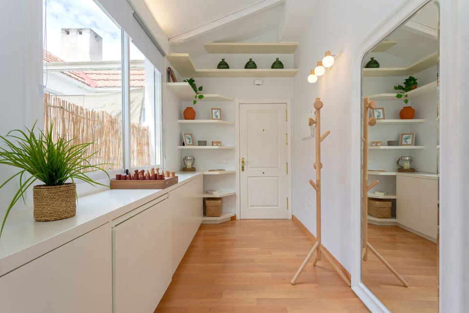 Apartment (3 Bedrooms) | 3 bedrooms, desk, iron/ironing board, free WiFi