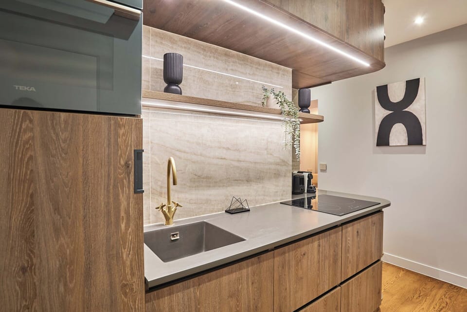 Apartment | Private kitchen | Cleaning supplies