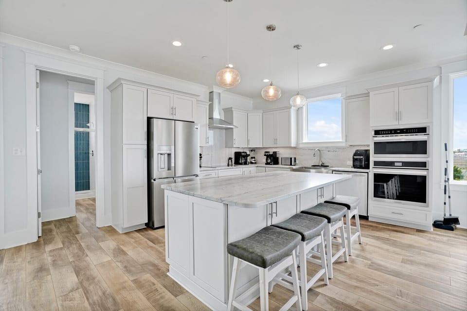 Kitchen
CG.5-6-25