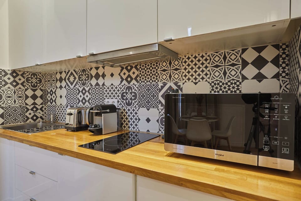Apartment | Private kitchen | Cleaning supplies