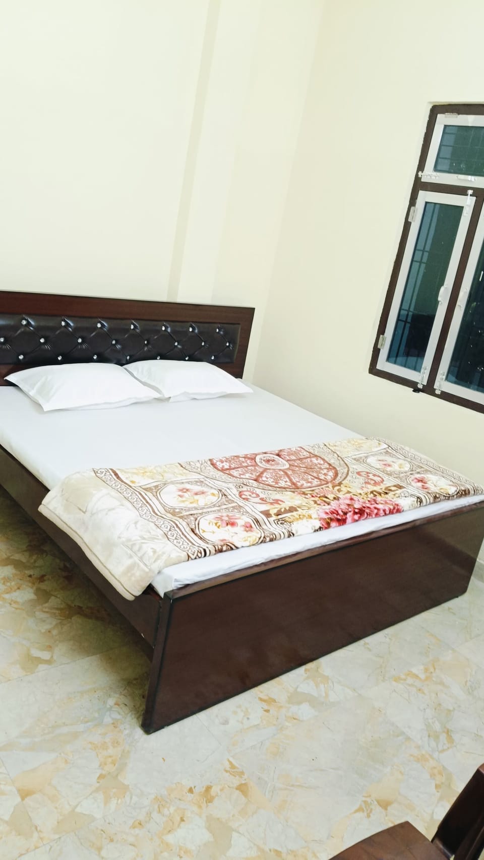 Room, 1 Double Bed, Non Smoking, Private Bathroom | Soundproofing, iron/ironing board, free WiFi
