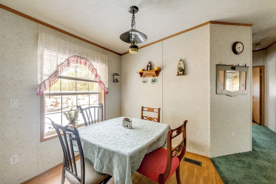House (2 Bedrooms) | Interior