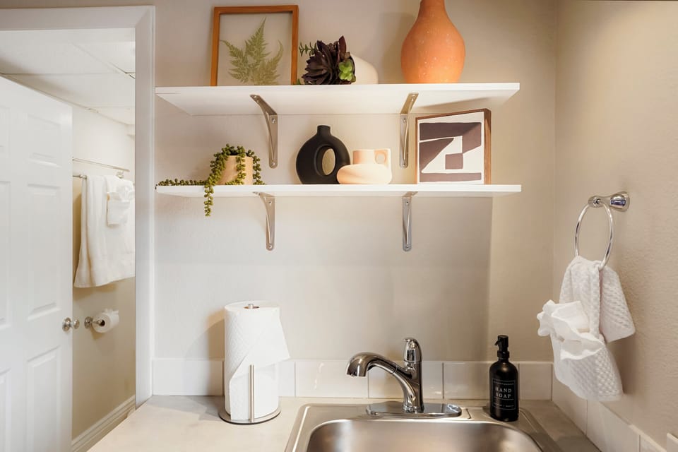 Kitchen sink in the en-suite. 
