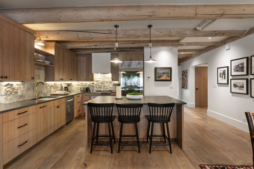 Indoors, Architecture, Building, Dining Room, Dining Table