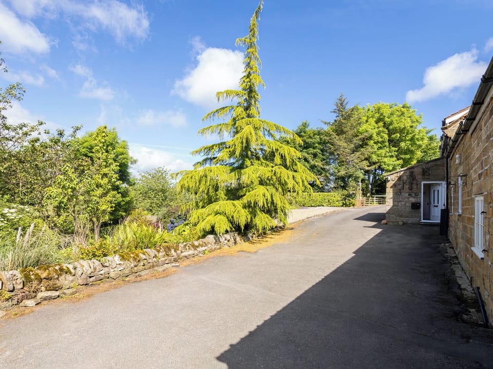 Exterior | Rigg Farm Cottage, Stainsacre, near Robin Hood&rsquo;s Bay
