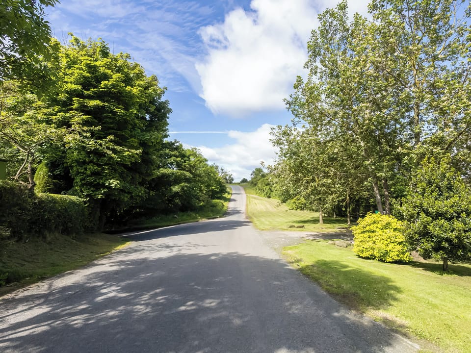Surrounding area | Rigg Farm Cottage, Stainsacre, near Robin Hood&rsquo;s Bay