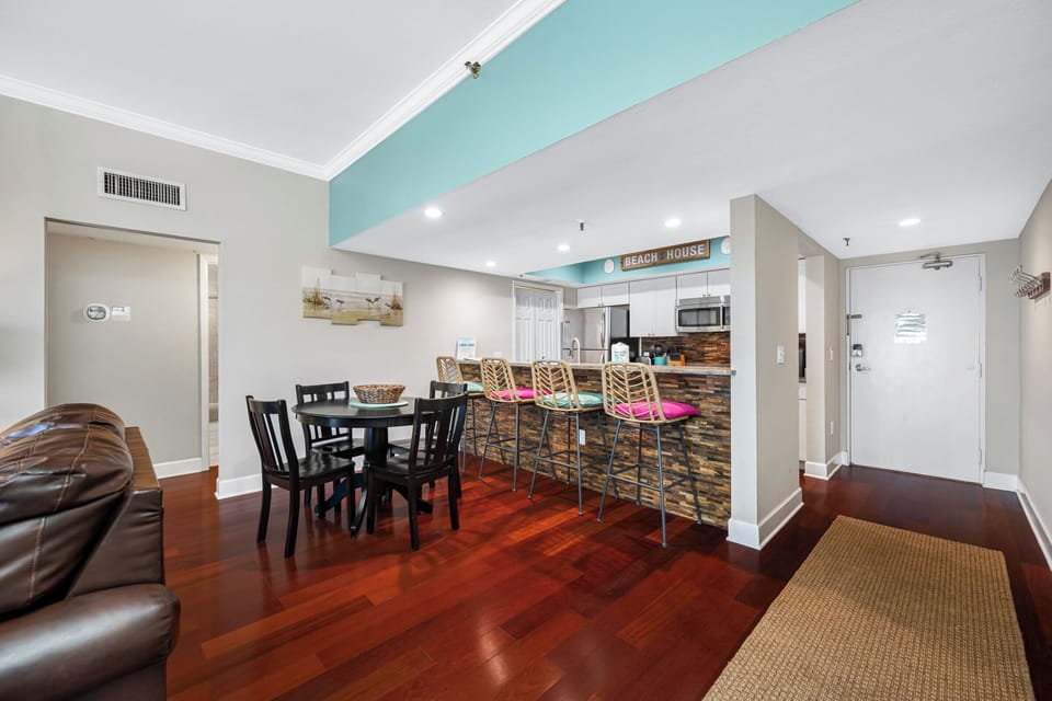 Stylish décor and rich hardwood floors