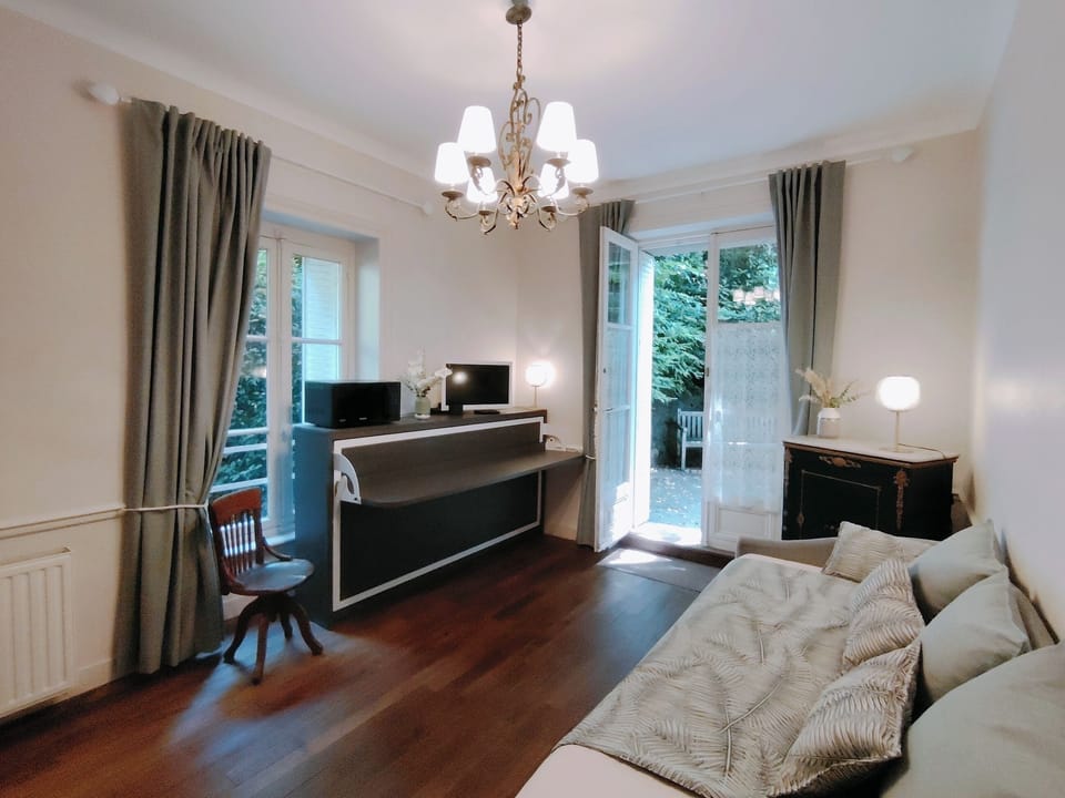 Superior Suite, Patio, Sea View | Free WiFi