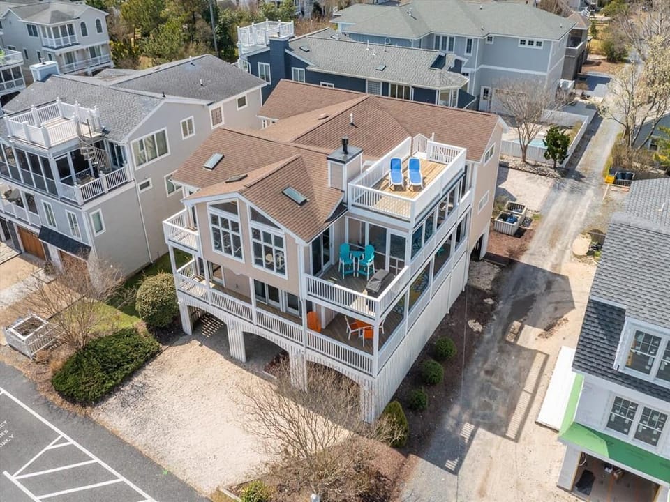 Expansive deck with ocean views—perfect for morning coffee or sunset relaxation.