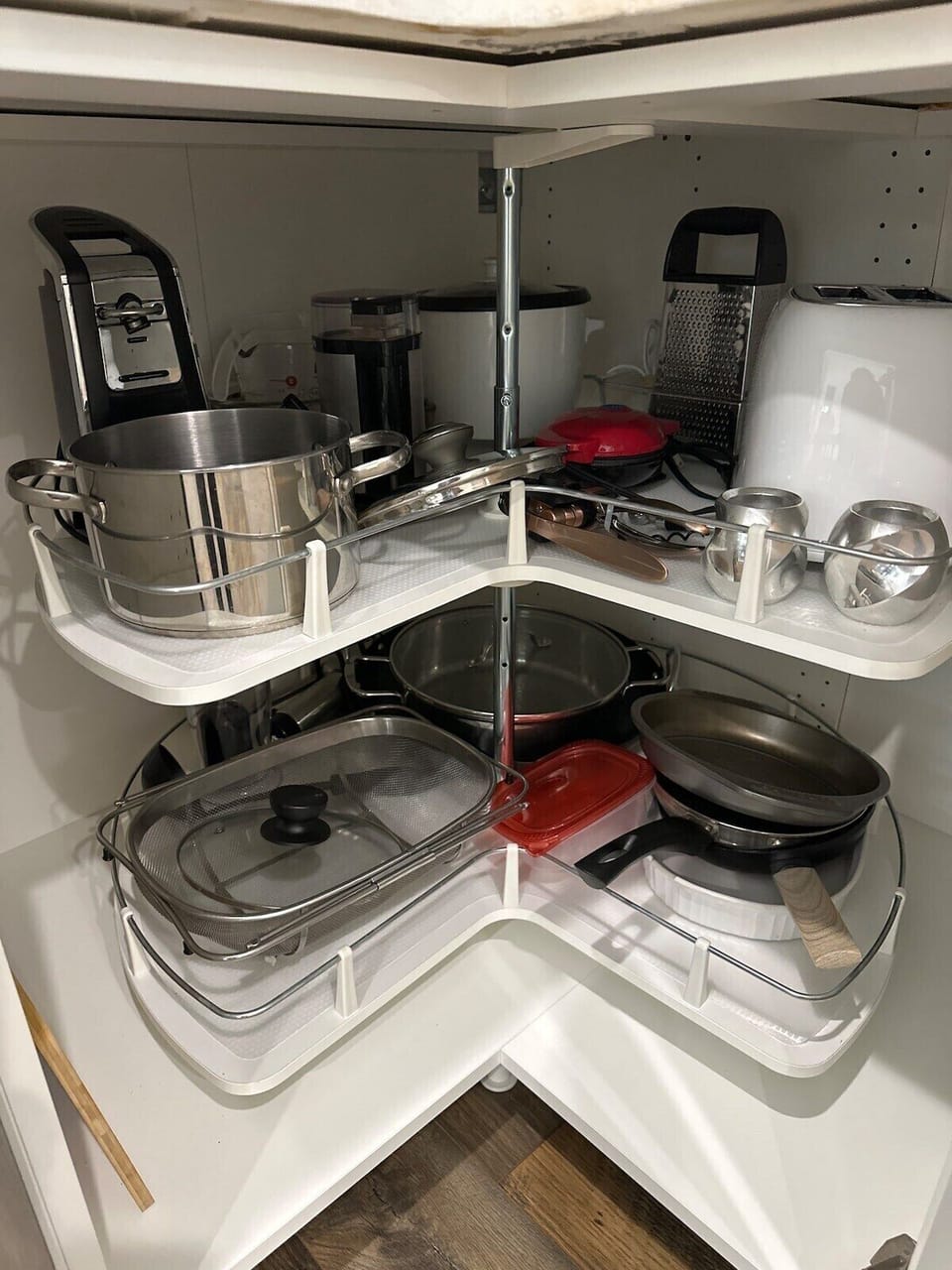 Apartment, Private Bathroom, Garden View (The Loft) | Shared kitchen