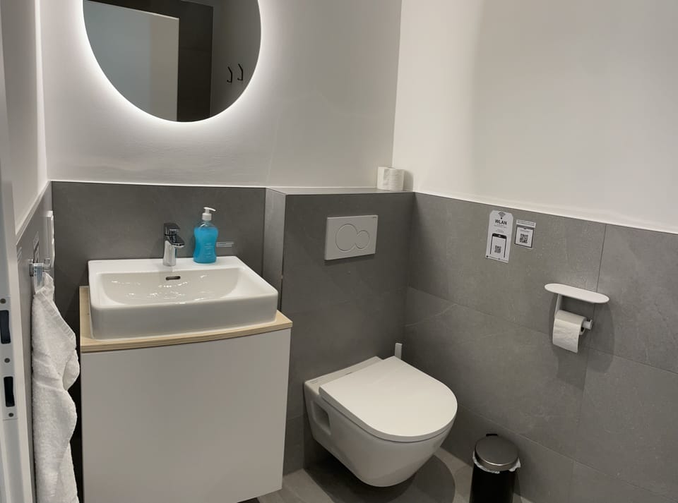Modern bathroom