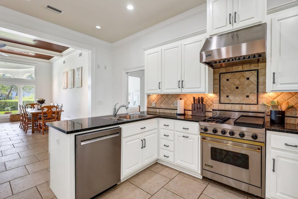 Gourmet kitchen with upscale appliances